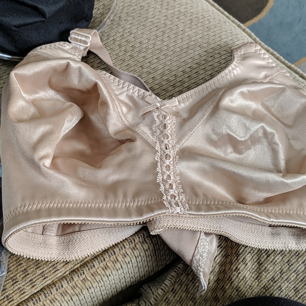 Bali Double Support® Wirefree Bra